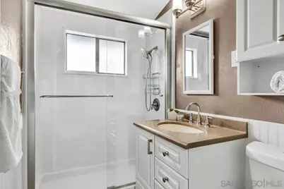  536 Rogue Rd, El Cajon, CA 92020 - Photo 16