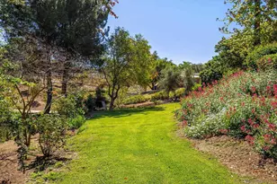 28808 Mountain Meadow, Escondido, CA 92026 - Photo 40