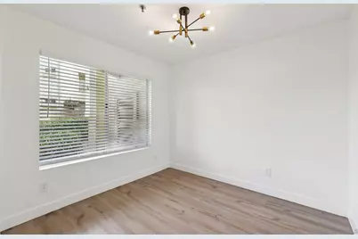  2077 Lakeridge Circle #104, Chula Vista, CA 91913 - Photo 16