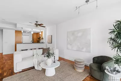  325 7th Avenue #1801, San Diego, CA 92101 - Photo 4