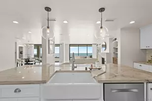1185 Barcelona Dr, San Diego, CA 92107 - Photo 10