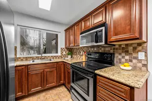 1030 Robinson Ave, San Diego, CA 92103 - Photo 10