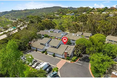  8028 Caminito Mallorca, La Jolla, CA 92037 - Photo 6