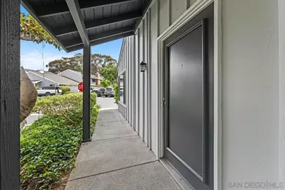  8028 Caminito Mallorca, La Jolla, CA 92037 - Photo 14