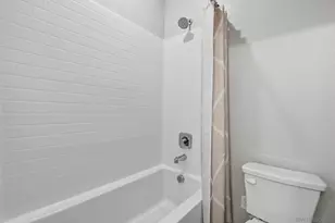 1700 Vly Oak Wy, Oceanside, CA 92056 - Photo 40
