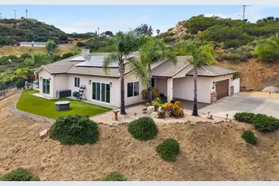  408 Alta Lane, El Cajon, CA 92021 - Photo 6