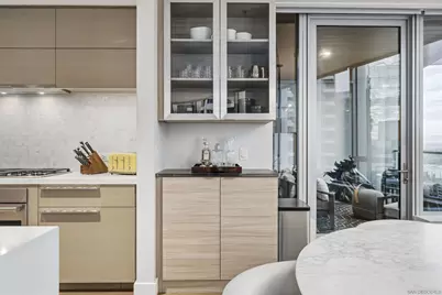  888 W E #2405, San Diego, CA 92101 - Photo 6