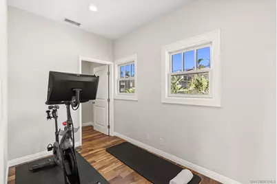  2313 Manchester Ave, Cardiff by the Sea, CA 92007 - Photo 10