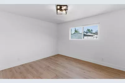  713 - 719 D Avenue, Coronado, CA 92118 - Photo 14