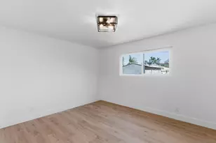 713 - 719 D Ave, Coronado, CA 92118 - Photo 14