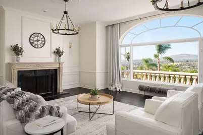  18136 Via Ascenso, Rancho Santa Fe, CA 92067 - Photo 12