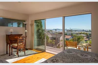  1122 Locust St, San Diego, CA 92106 - Photo 8