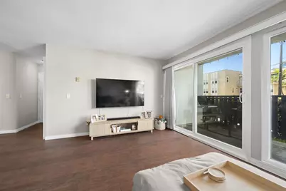  3745 Riviera Dr #1, San Diego, CA 92109 - Photo 8