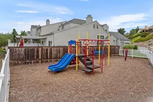2685 Regent, Carlsbad, CA 92010 - Photo 36