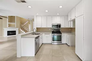 2685 Regent, Carlsbad, CA 92010 - Photo 10