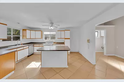  805 Avenida Taxco, Vista, CA 92084 - Photo 16