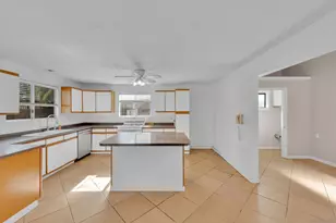 805 Avenida Taxco, Vista, CA 92084 - Photo 16