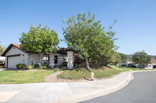 12815 Camino Ramilette, San Diego, CA 92128 - Photo 2