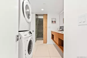 2556 Navarra Dr, Carlsbad, CA 92009 - Photo 26