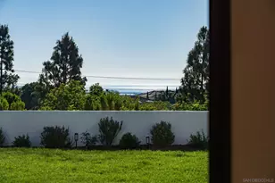 2524 Luciernaga St, Carlsbad, CA 92009 - Photo 26