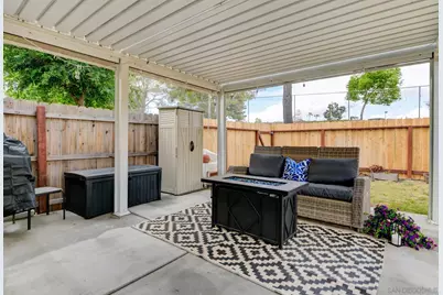  437 Ridgeway Ct, Spring Valley, CA 91977 - Photo 16