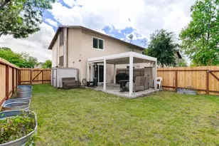 437 Ridgeway Ct, Spring Valley, CA 91977 - Photo 18