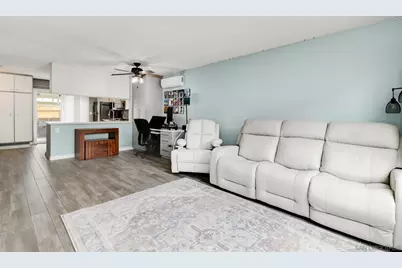  437 Ridgeway Ct, Spring Valley, CA 91977 - Photo 2