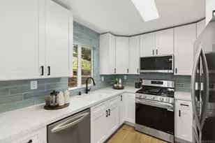 7875 Bellakaren Pl, La Jolla, CA 92037 - Photo 52