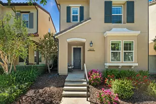 21572 Saddle Bred Ln, Escondido, CA 92029 - Photo 2