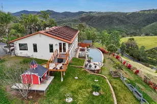 29509 Hoxie Ranch Rd, Vista, CA 92084 - Photo 24