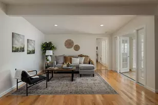 4549 Lyric Ln, San Diego, CA 92117 - Photo 2