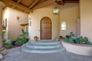 3993 Peony Dr, Fallbrook, CA 92028 - Photo 6