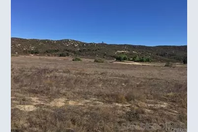  44715 E Benton Rd, Hemet, CA 92544 - Photo 2