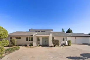 7875 Bellakaren Pl, La Jolla, CA 92037 - Photo 2