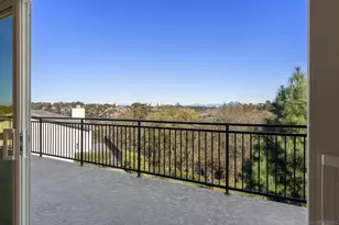 7875 Bellakaren Pl, La Jolla, CA 92037 - Photo 34