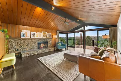  1560 Plantation Way, El Cajon, CA 92019 - Photo 2