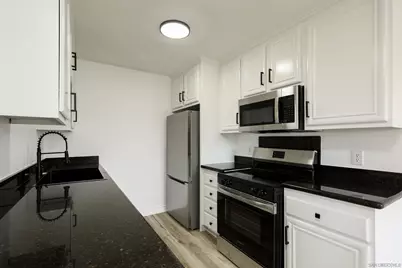  9949 Erma Rd #203, San Diego, CA 92131 - Photo 14