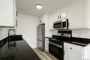 9949 Erma Rd, San Diego, CA 92131 - Photo 16
