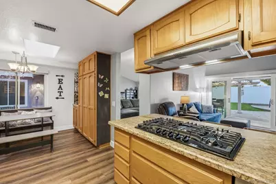  849 Muirfield Drive, Oceanside, CA 92058 - Photo 6