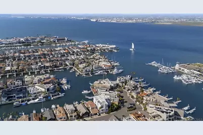  25 Green Turtle Rd, Coronado, CA 92118 - Photo 44