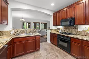 2734 Piantino, San Diego, CA 92108 - Photo 8