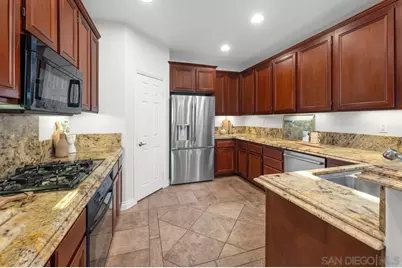  2734 Piantino Cir, San Diego, CA 92108 - Photo 8