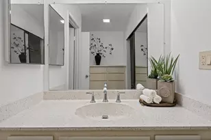 3234 Ashford St, San Diego, CA 92111 - Photo 12