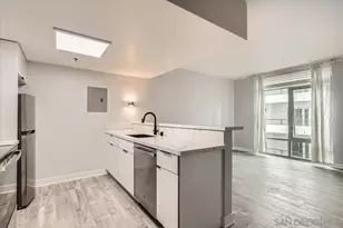 425 W Beech St, San Diego, CA 92101 - Photo 4