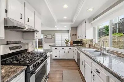  956 Mariposa Place, Escondido, CA 92026 - Photo 18