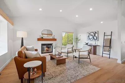  445 Cancun Ct, Fallbrook, CA 92028 - Photo 4