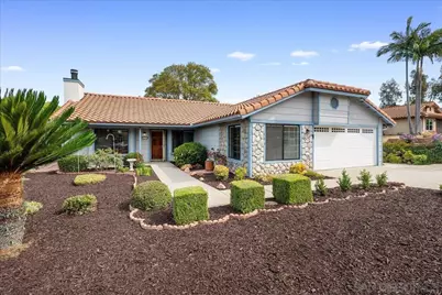  445 Cancun Ct, Fallbrook, CA 92028 - Photo 2