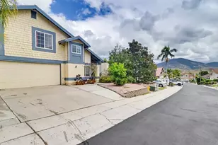 3123 Villa Espana, Spring Valley, CA 91978 - Photo 6