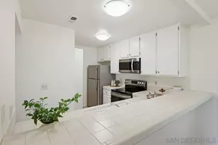 4235 Porte de Palmas, San Diego, CA 92122 - Photo 14