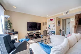 15383 Maturin Dr, San Diego, CA 92127 - Photo 4